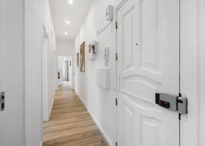 Pensjonat Whome Smart Living Hub, Designer Spaces For Digital Nomads & Remote Workers Lizbona