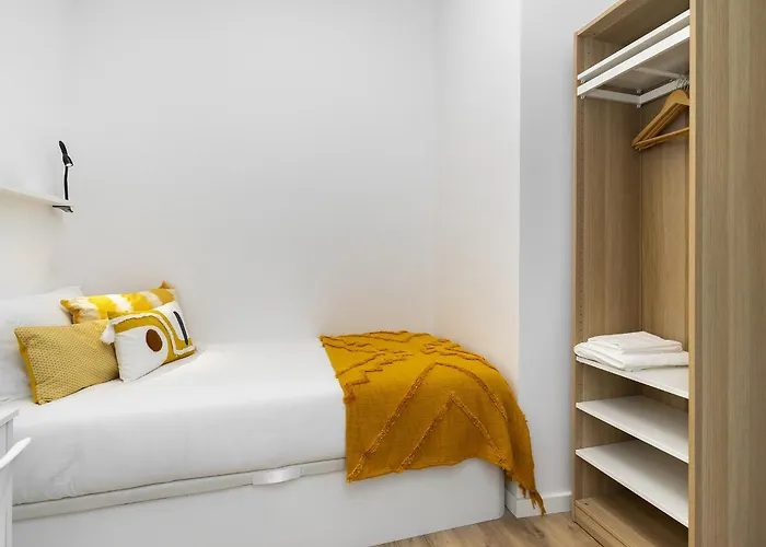 Whome Smart Living Hub, Designer Spaces For Digital Nomads & Remote Workers בית הארחה *